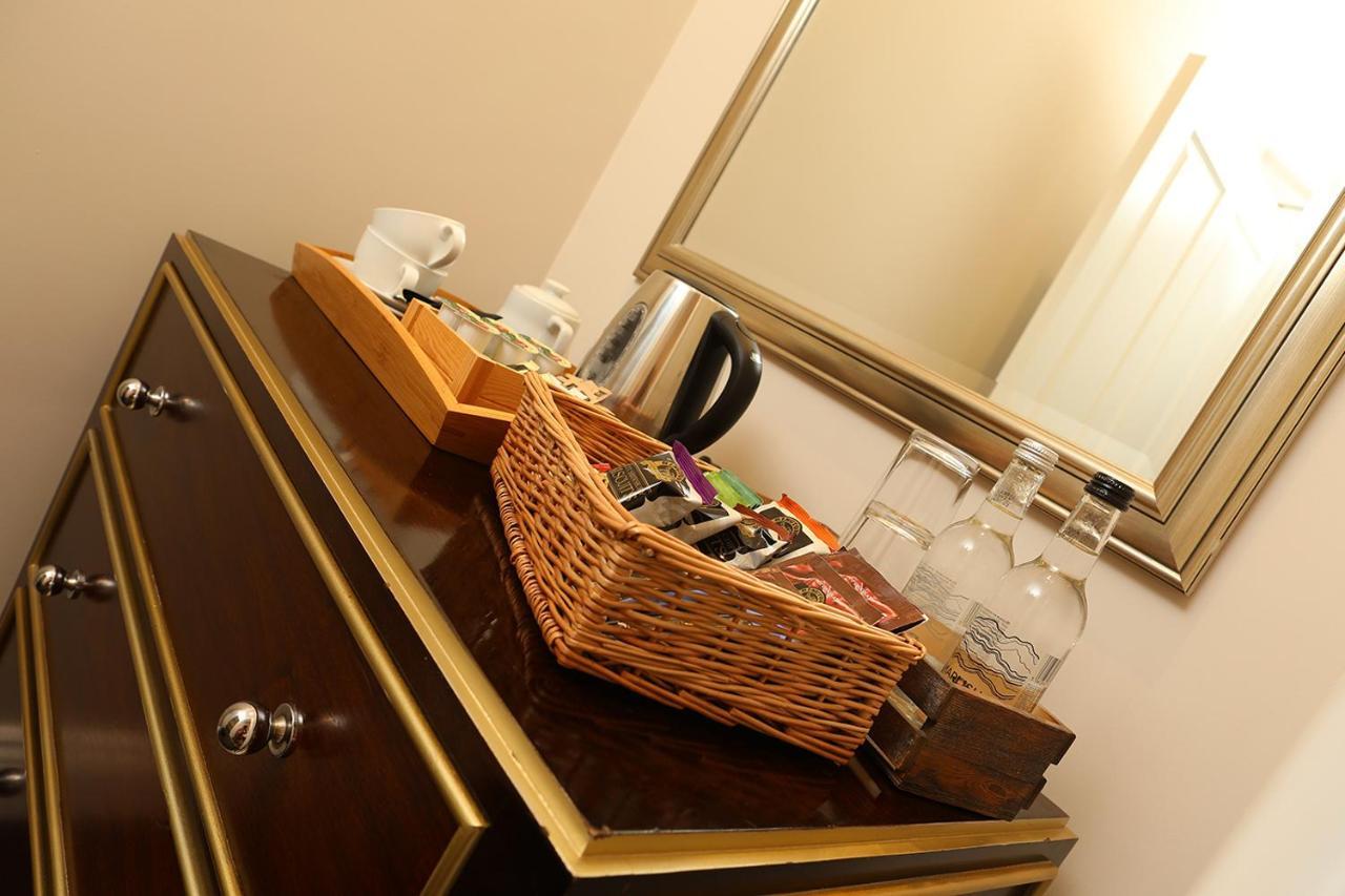 St Mary'S Inn Morpeth Ngoại thất bức ảnh